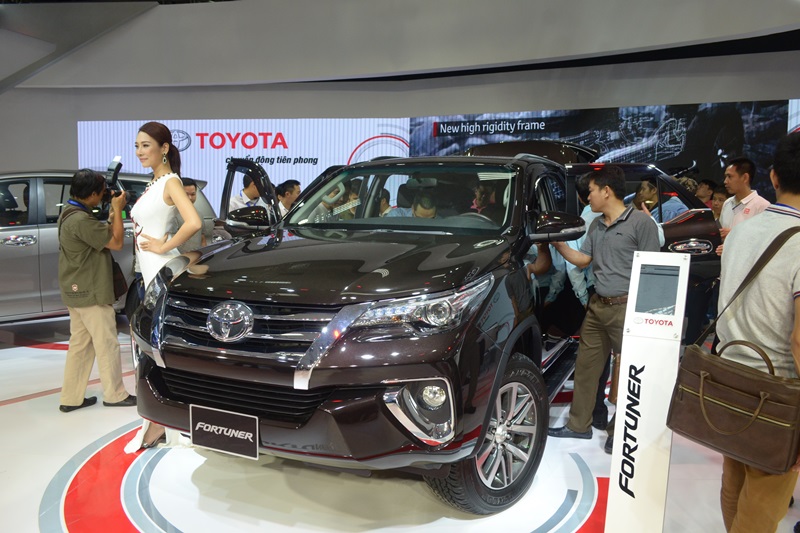 Bán hơn 23.000 xe trong tháng 5, thị trường ô tô Việt bắt đầu “hồi sinh”