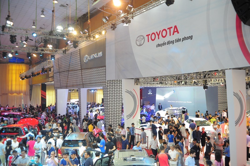 6 tháng đầu năm, Toyota “thăng hoa”, THACO “tuột dốc”