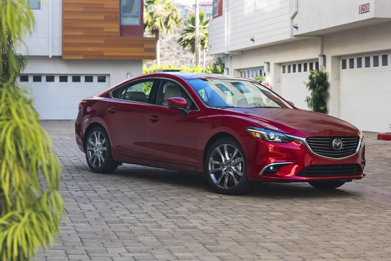 Mazda3 và Mazda6 tiếp tục được ưu đãi giá gần 40 triệu đồng