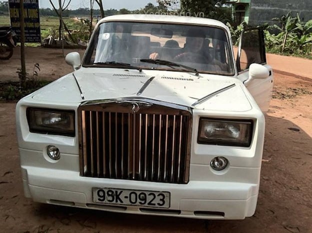 Rolls - Royce độ tại Việt Nam bất ngờ xuất hiện trên báo Tây