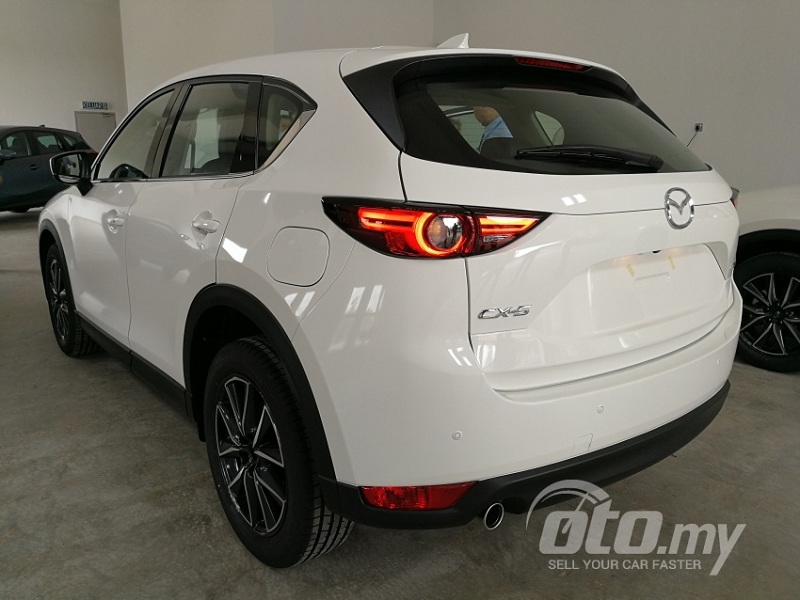 Mazda CX-5 2017 chốt giá hơn 700 triệu đồng tại Malaysia