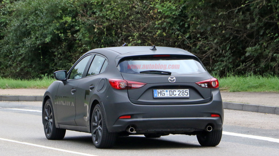 Mazda3 sắp trang bị động cơ xăng không dùng bu-gi?