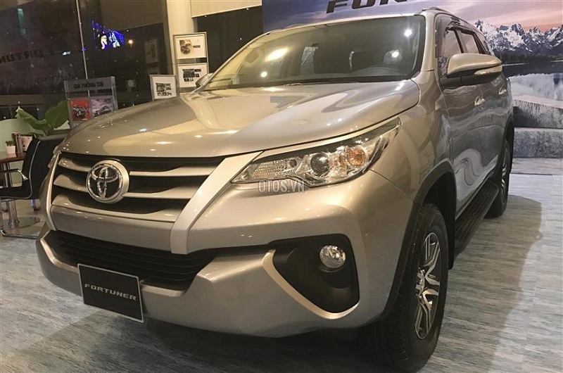Toyota Fortuner bản máy dầu tự động sắp về Việt Nam