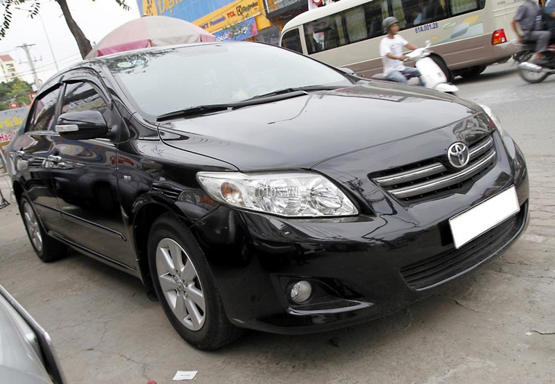 Xe Toyota Corolla Altis 20 V 2010 màu đen giá tốt