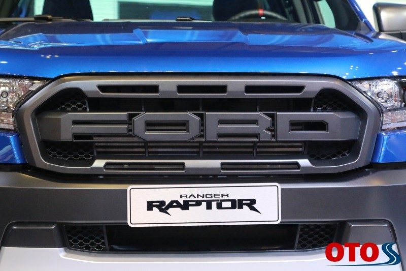 lưới tản nhiệt Ford Ranger Raptor 2018