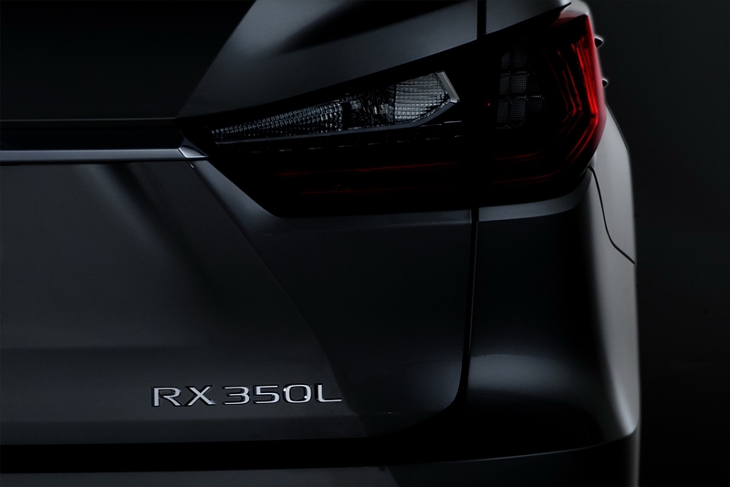Lexus RXL 7 chỗ sẽ trình làng tại Mỹ vào cuối tháng này