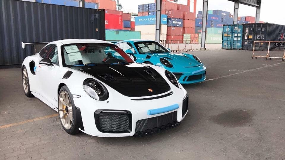  Tổng số 5 chiếc thì có đến 3 chiếc Porsche 911 GT2 RS và  Porsche 911 GT3 RS 