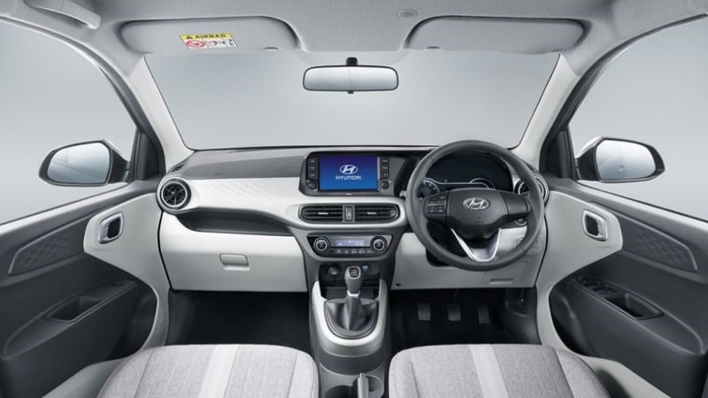 nội thất Hyundai Grand i10 2019