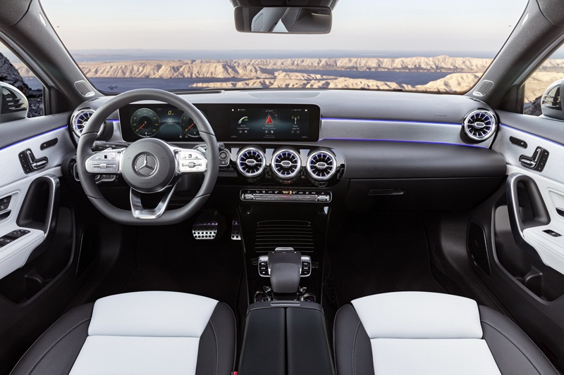 Mercedes-Benz A-Class thế hệ mới: Khác biệt từ trong ra ngoài 