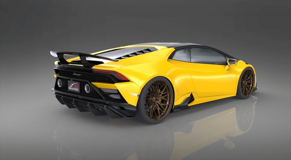 Thân xe Lamborghini Huracan Evo carbon đúc