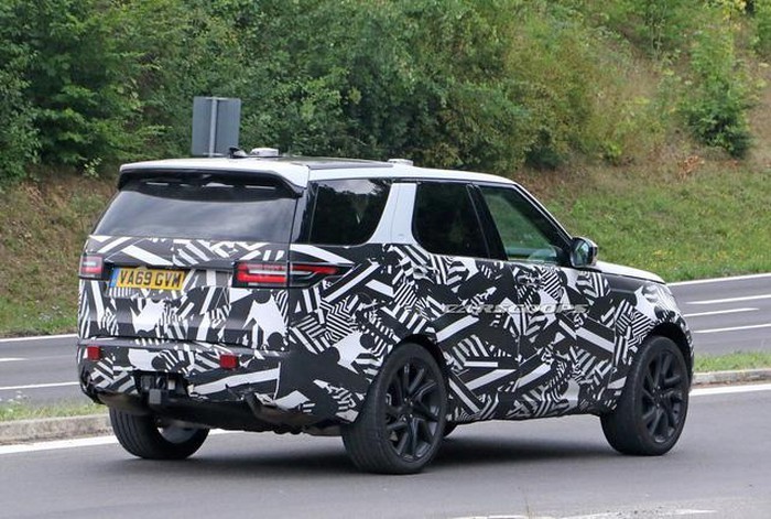  Land Rover Discovery 2021