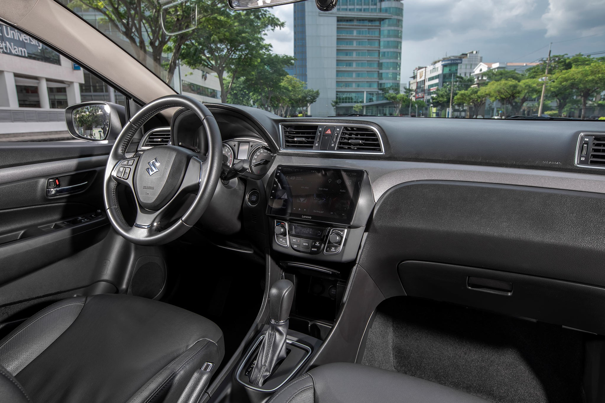 Suzuki Ciaz - sự lựa chọn mới cho sedan nhập khẩu