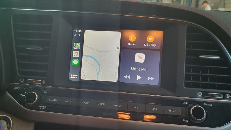 Hyundai Elantra trang bị sẵn Apple Carplay