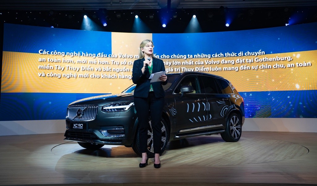 "Volvo là một trong những công ty uy tín hàng đầu của Thụy Điển", bà Ann Mawe - Đại sứ Thụy Điển tại Việt Nam chia sẻ.
