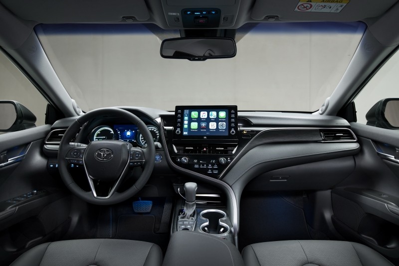 Không gian nội thất Toyota Camry Hybrid 2021