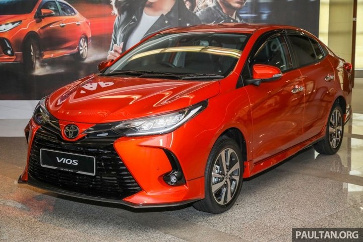 Toyota Vios 2021 mới ra mắt tại thị trường Malaysia