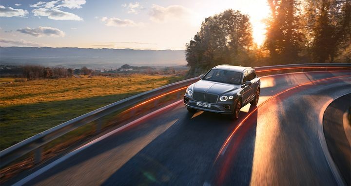 Bentley Bentayga V8 được ra mắt