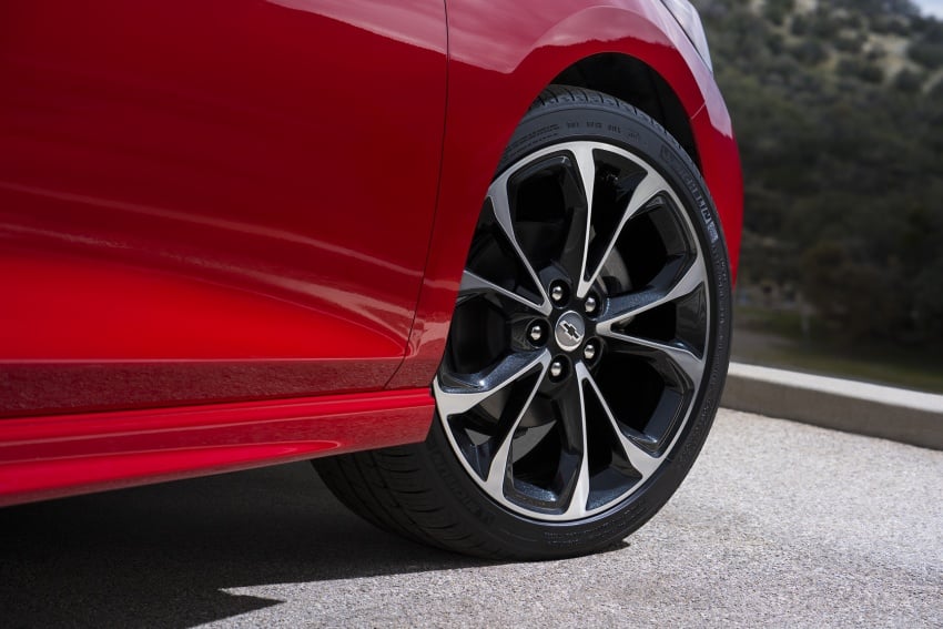  Chevrolet Cruze 2019 chính thức ra mắt, nhiều cải tiến đáng giá