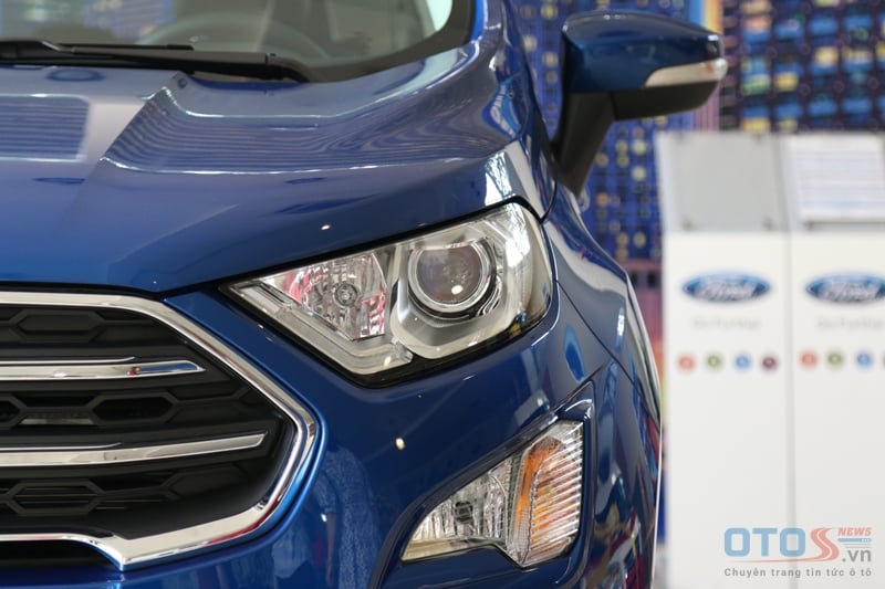 Cận cảnh phiên bản facelift Ford EcoSport 2018 mẫu Urban SUV bán chạy nhất tại Việt Nam.