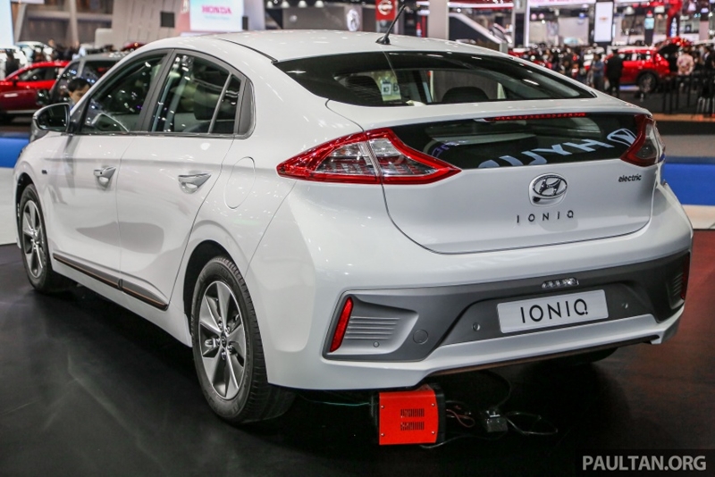 Hyundai Ioniq Electric chạy điện hoàn toàn ra mắt tại triển lãm ô tô Bangkok 2018