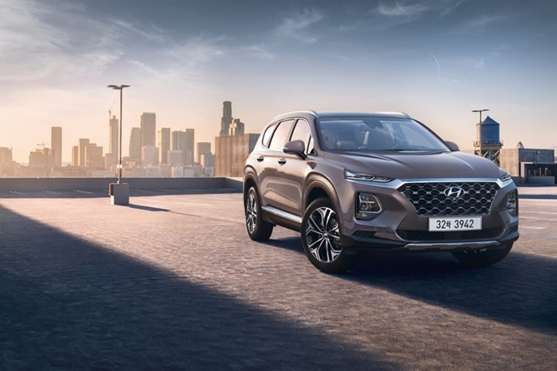 Diện kiến hình ảnh chính thức đầu tiên của Hyundai Santa Fe 2019
