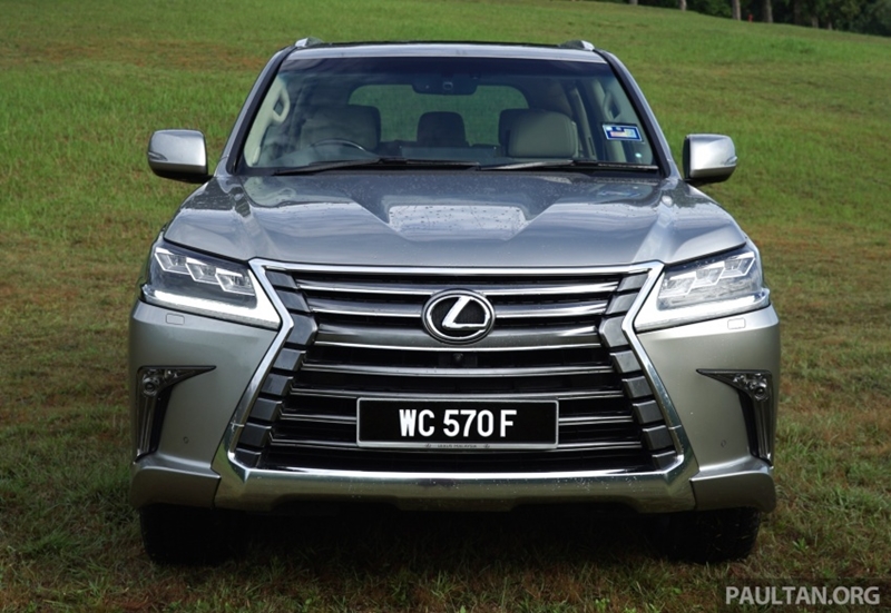 Lexus LX570 giảm giá gần 430 triệu VND tại Malaysia