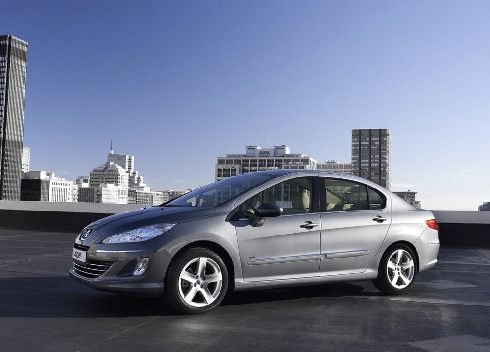 Peugeot 408 Premium ra mắt với giá bán 958 triệu đồng tại Việt Nam