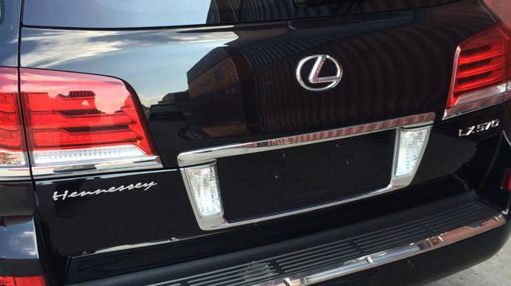 Lexus LX570 Supercharged âm thầm xuất hiện tại Việt Nam