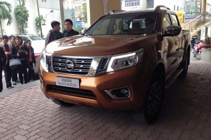 Bất ngờ về Việt Nam, Nissan Navara 2015 sẵn sàng thách thức Ford Ranger