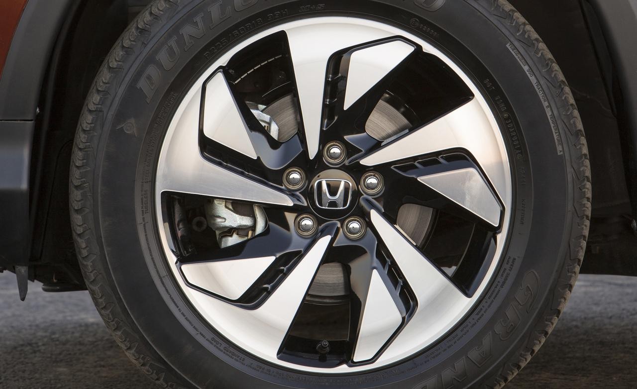 Đánh giá Honda CR-V 2015: Dành cho những người thực dụng