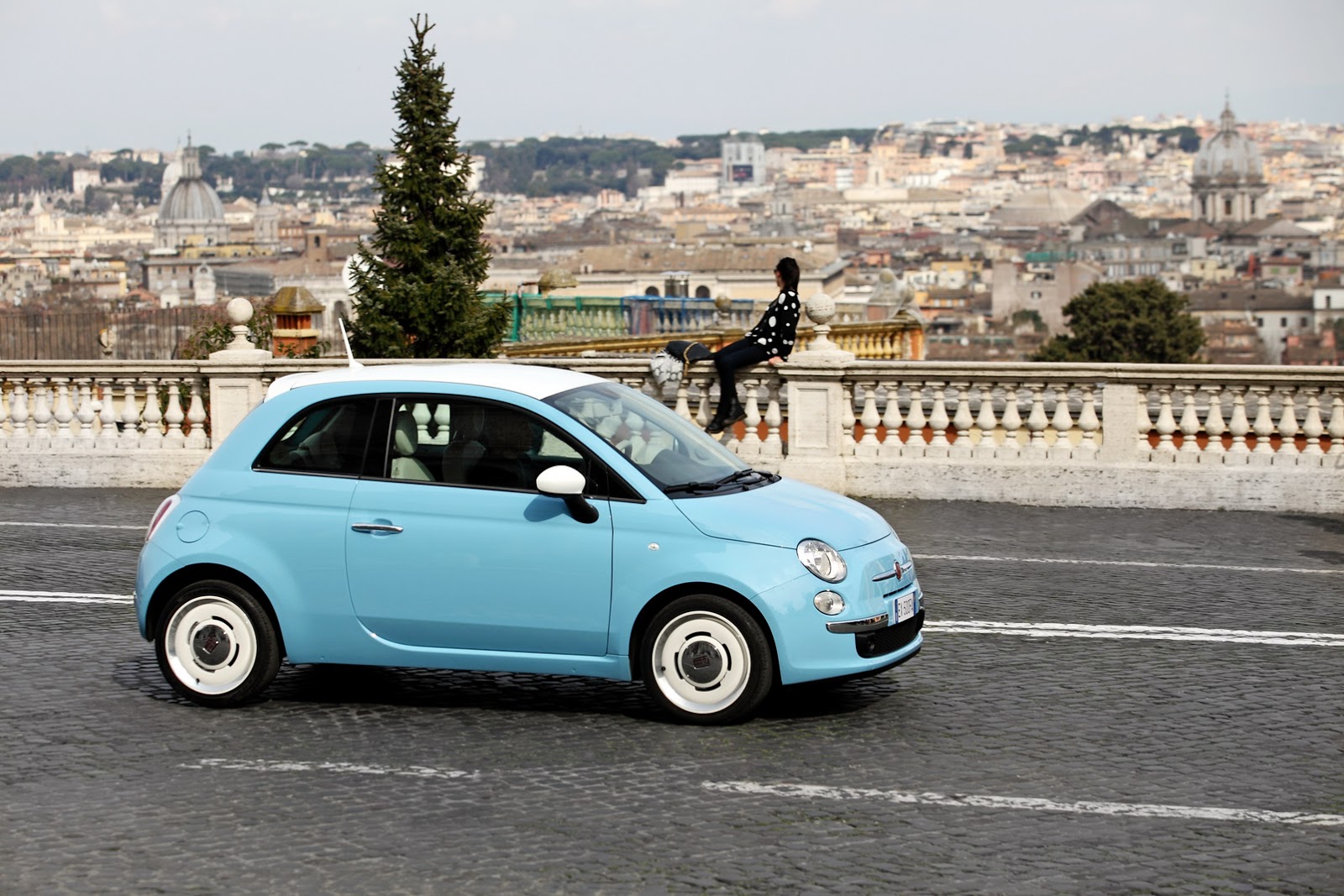 Hãng xe Fiat sẽ loại bỏ ôtô dùng động cơ đốt trong