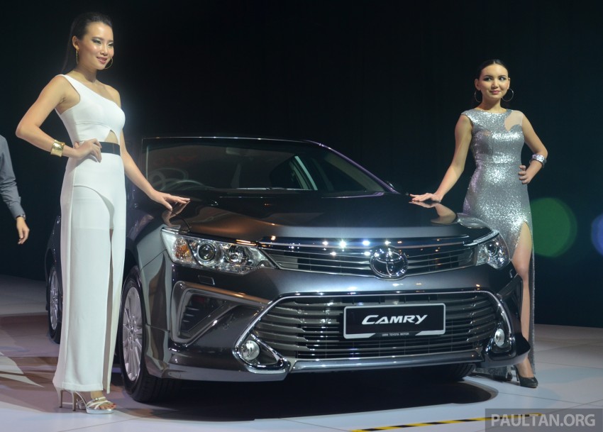 Ra mắt tại Malaysia, Camry 2015 hẹn khách hàng Việt trung tuần tháng 4