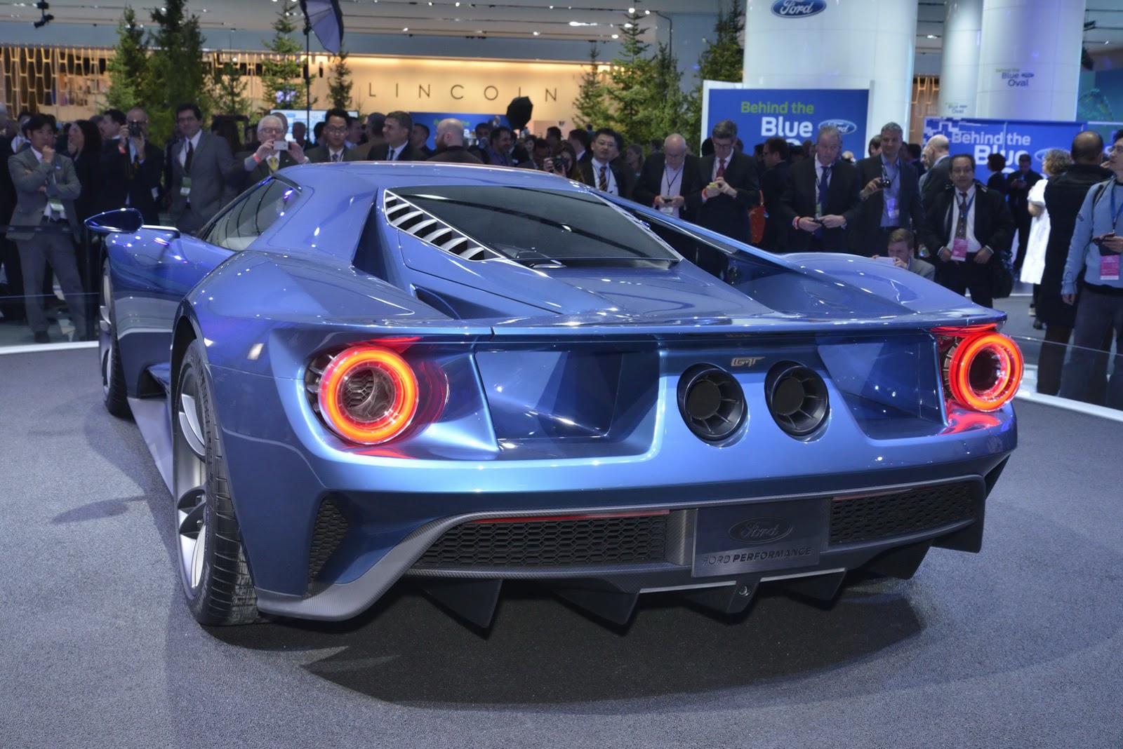 Detroit Auto Show 2015: Ford trình làng “kiệt tác” Ford GT