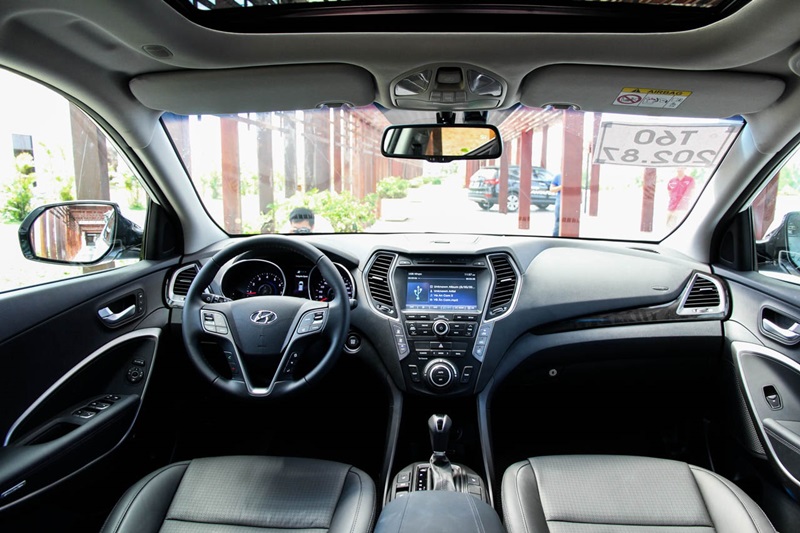 Cận cảnh Hyundai Santa Fe 2015 phiên bản máy xăng đặc biệt