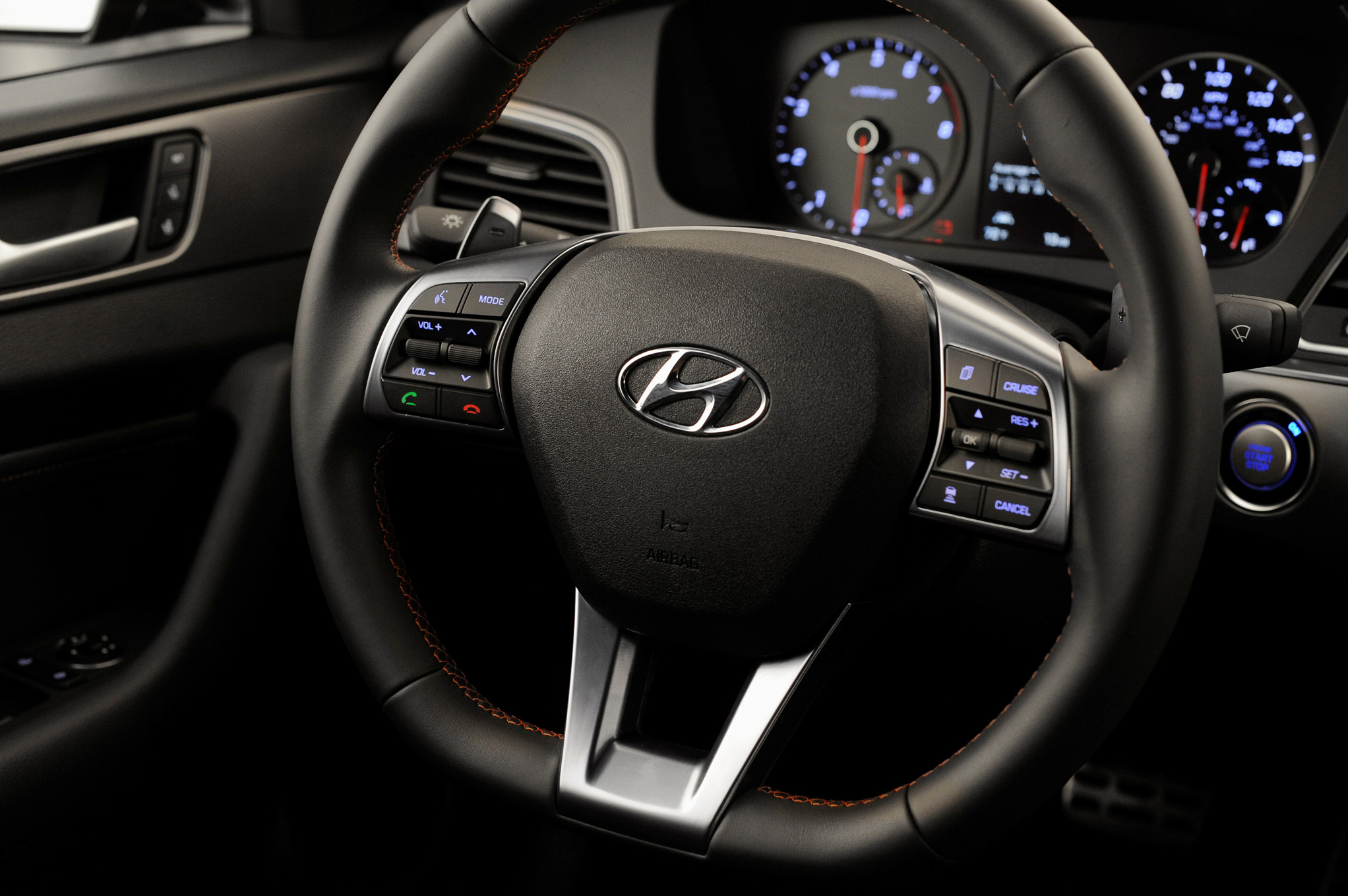 Đánh giá xe Hyundai Sonata 2015
