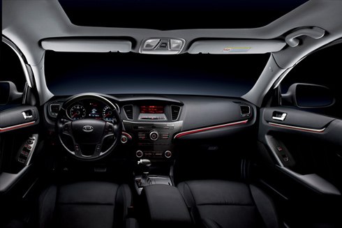 Kia Cadenza 2015: Thêm trang thiết bị tiêu chuẩn hiện đại