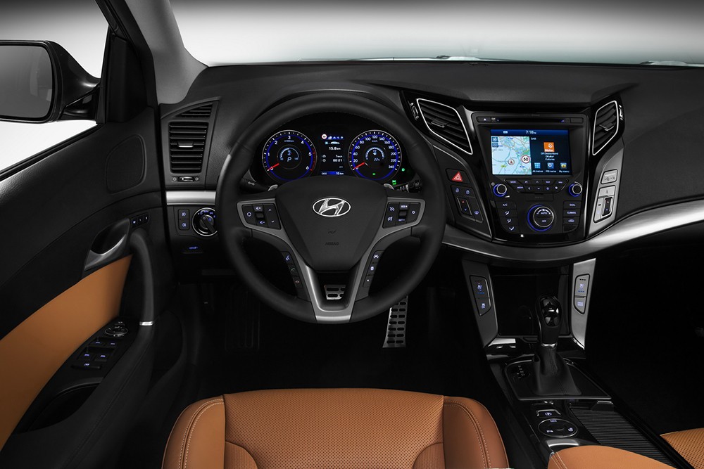 Khám phá những cải tiến trên các mẫu Hyundai i-Series 2015