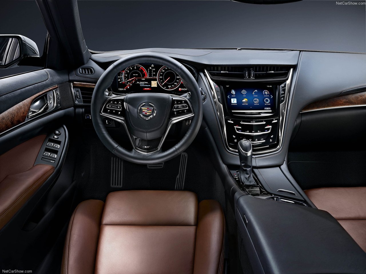 Cadillac CTS 2015: Nâng cấp nhỏ về thiết kế và công nghệ