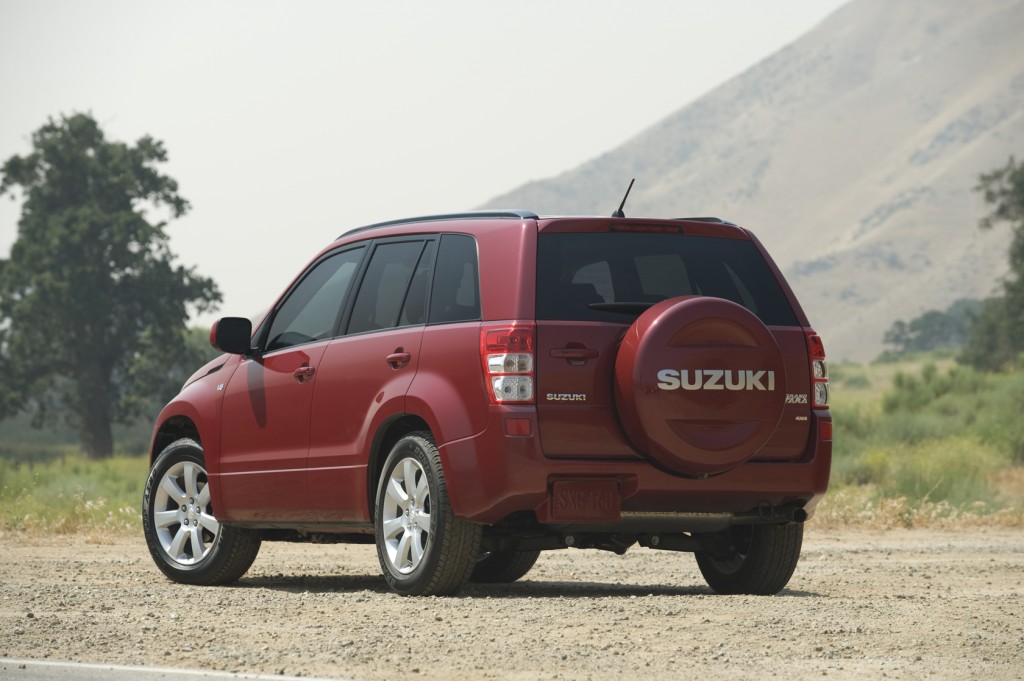 Đánh giá chi tiết Suzuki Grand Vitara 2012