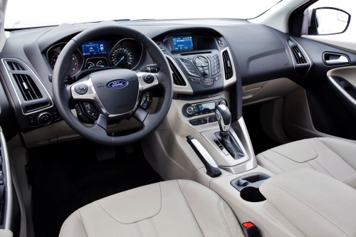 Đánh giá xe Ford Focus 2013