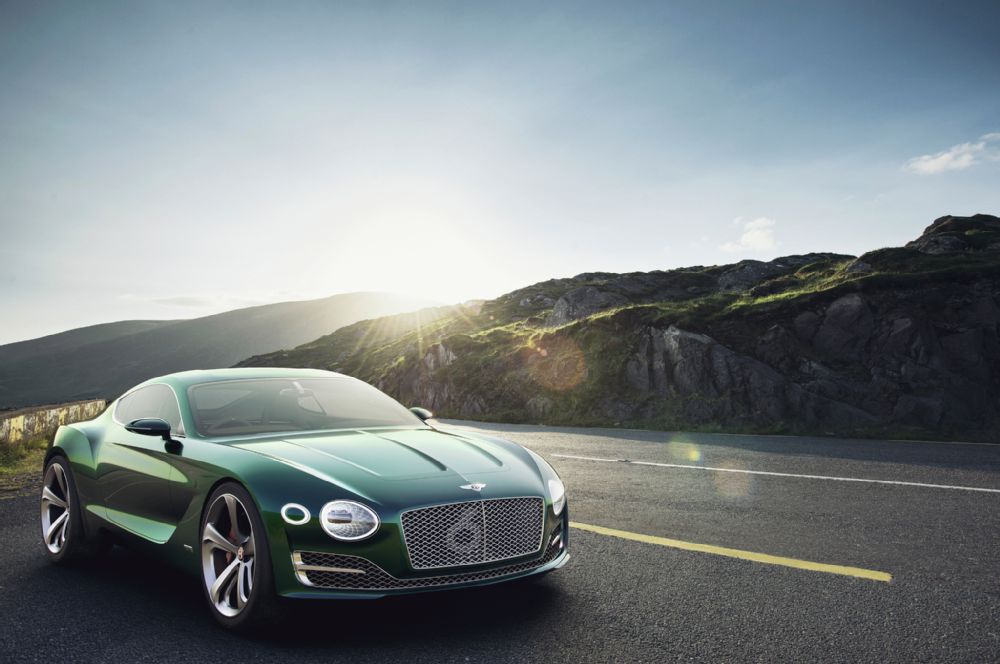 Bentley EXP10 Speed 6 bất ngờ lộ diện trước Geneva Motor Show 