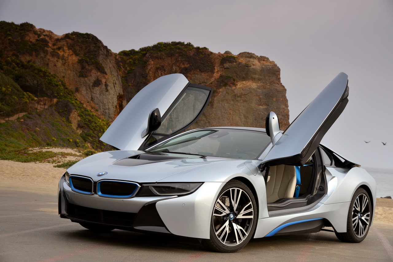 Giải “Xe xanh của năm 2015” vinh danh BMW i8