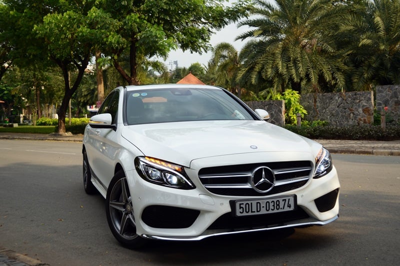 Trải nghiệm Mercedes-Benz C250 AMG: Đẳng cấp “xế sang”
