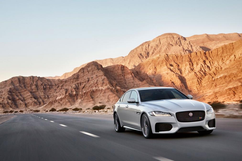 Jaguar công bố chi tiết chiếc sedan XF thế hệ mới