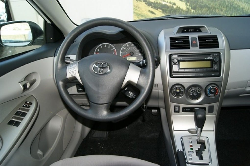 Đánh giá tổng quan xe Toyota Altis 2012