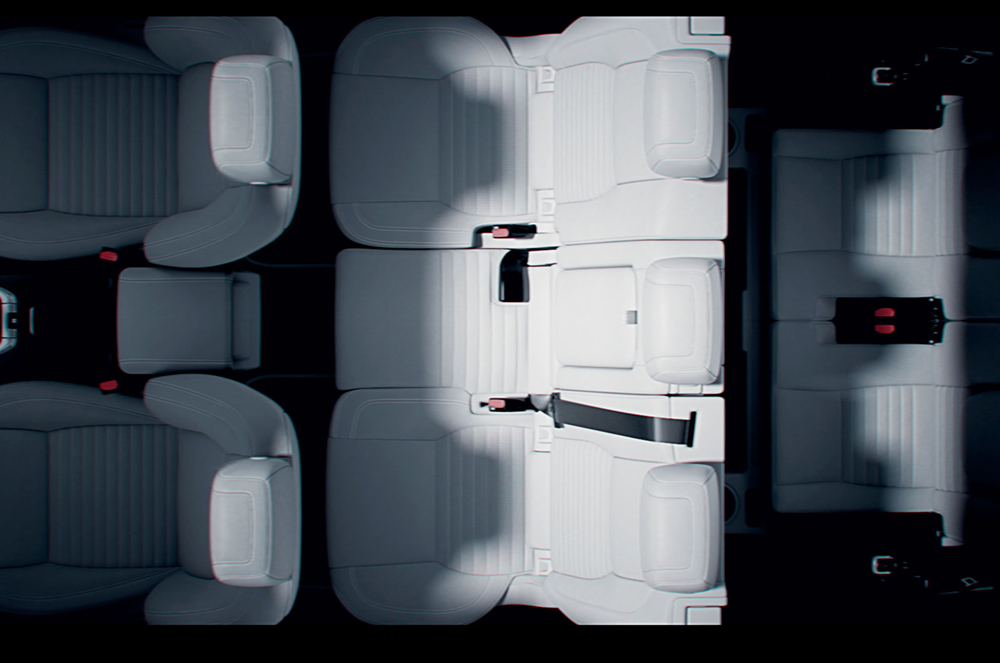 Land Rover Discovery Sport 2015 lộ diện với hình ảnh nội thất hiện đại và sang trọng
