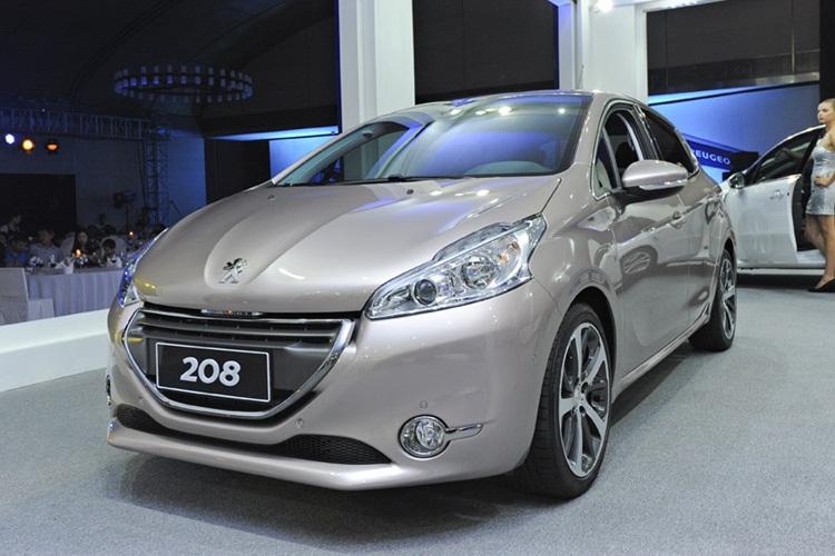 Thaco giảm giá bán 4 mẫu xe Peugeot tại Việt Nam