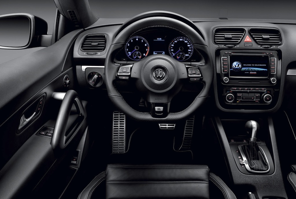 Chi tiết về Volkswagen Scirocco 2012