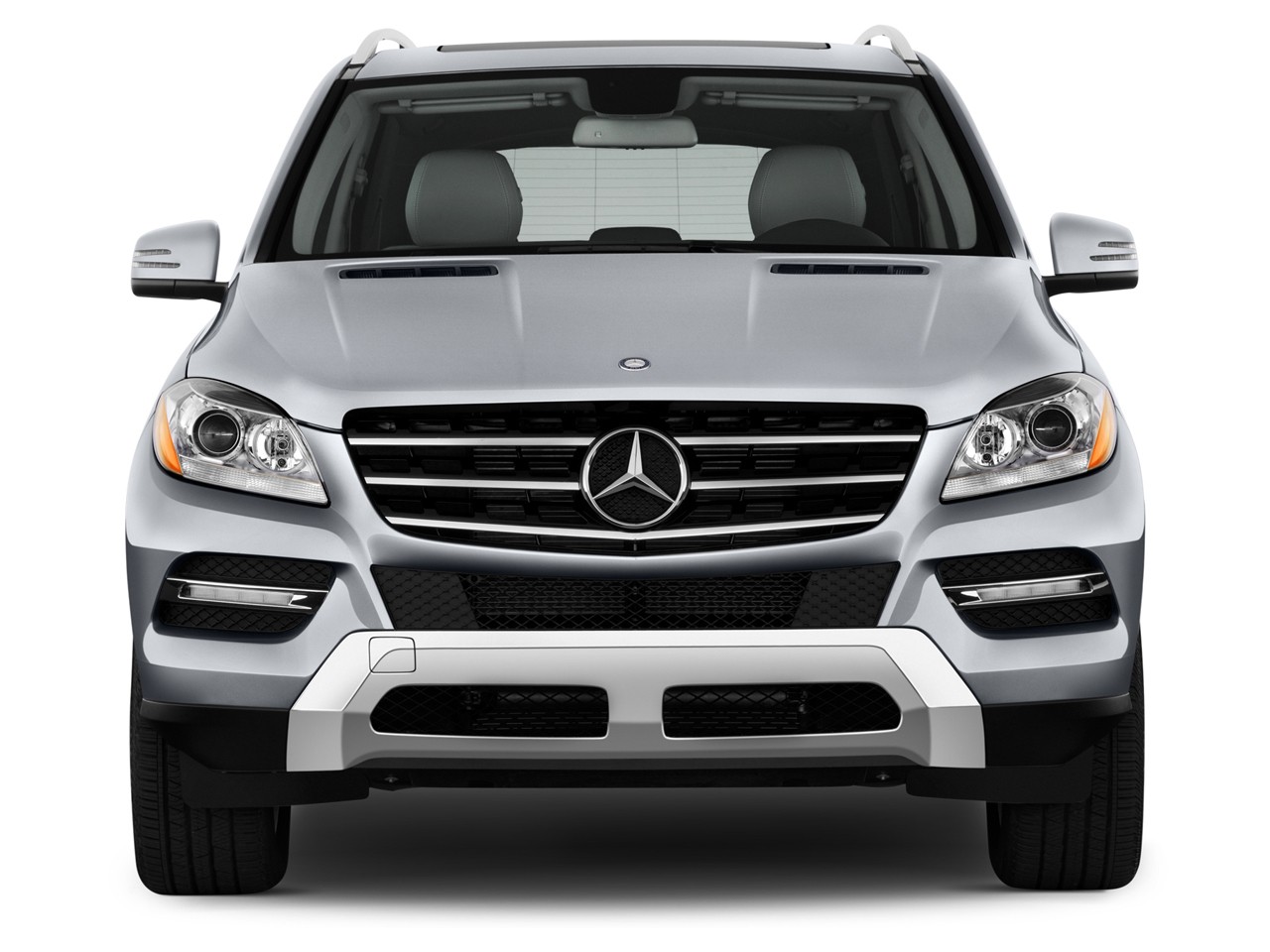 Mercedes-Benz ML-Class 2015: mạnh mẽ, sang trọng, khả năng xử lý tốt
