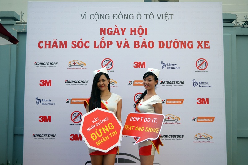 50 ô tô tham gia ngày hội chăm sóc lốp tại Tp. Hồ Chí Minh